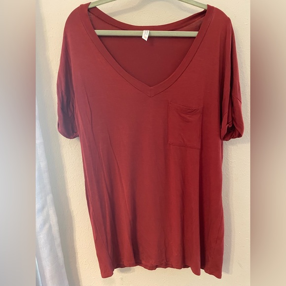 Flamingo Urban V Neck - Picture 2 of 4